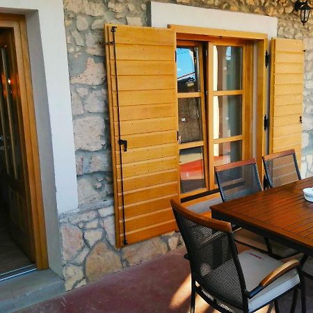 Apartments Dalmatian Stone House Turanj Bagian luar foto