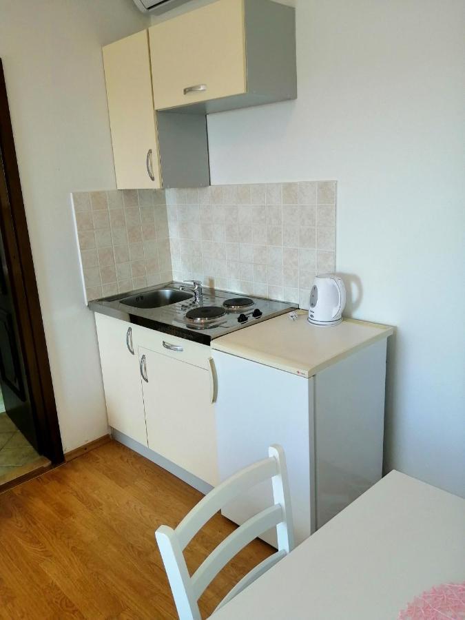 Apartments Dalmatian Stone House Turanj Bagian luar foto