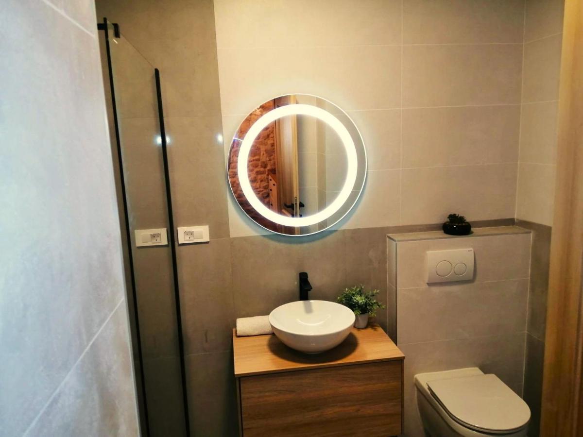 Apartments Dalmatian Stone House Turanj Bagian luar foto